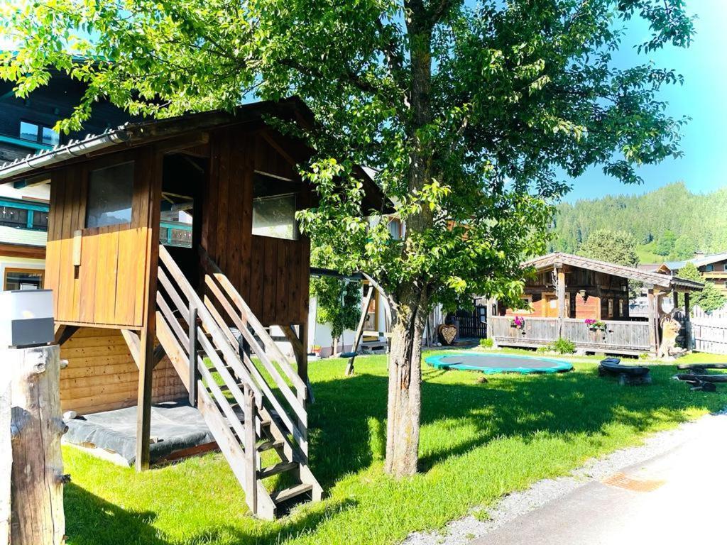 Sieglhub Chalets - Appartements - Hotel Flachau Exterior photo